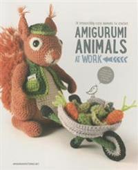 AMIGURUMI ANIMALS AT WORK