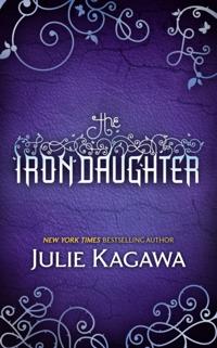 Iron Daughter (The Iron Fey, Book 2)